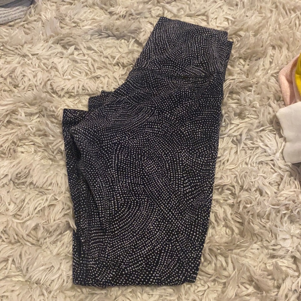 Womens lululemon black/white dot leggings